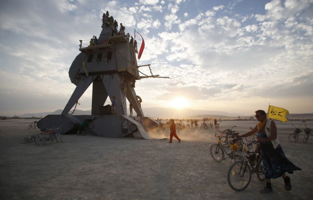 All the Calm, Chaos and Craziness of Burning Man 2014