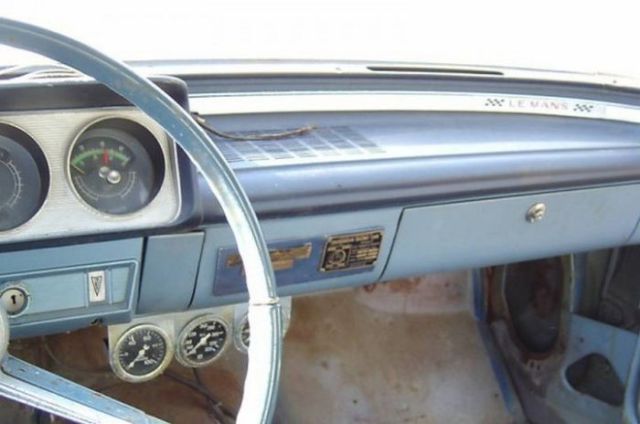 Owner of Rusty Old Pontiac Makes a Fortune on eBay