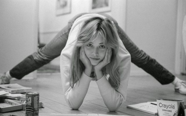 Young Sharon Stone Who Looks Beautiful in Black and White Photos