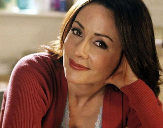 Tv Moms Who Brought Sexy To The Small Screen 26 Pics