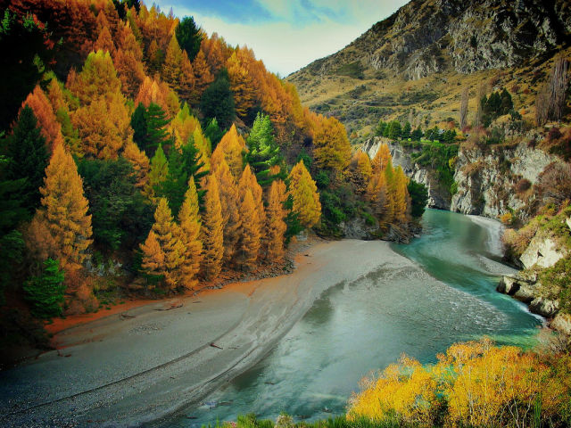 Stunning Photos of Different Places in Autumn
