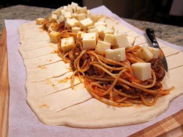 An Easy to Do Spaghetti Bread Recipe