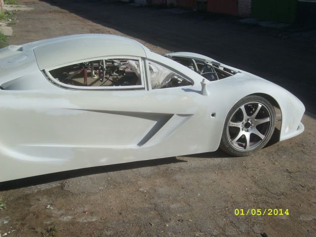 An Ordinary Peugeot Made Over into a Sleek and Sporty McLaren
