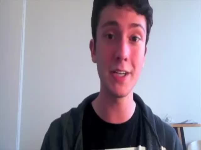 Check Out This incredible Hyper-Polyglot Who Speaks Fluently 20 languages  (VIDEO)