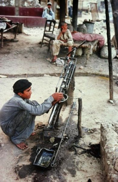 Small Pakistani Village Survives on One Export Alone