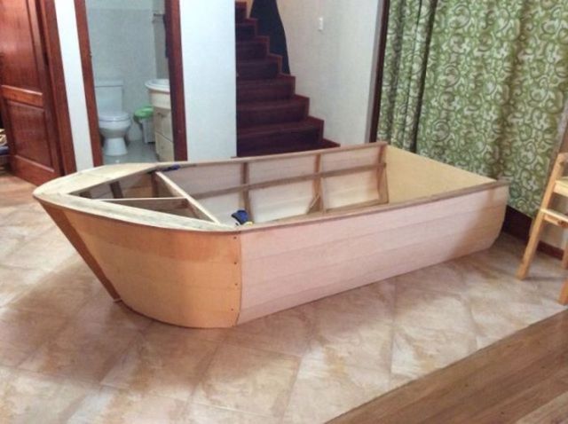 Parents Build Their Son A One-of-a-kind Boat Bed