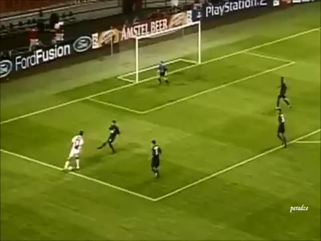 Zlatan Ibrahimovic's Top 10 Goals 