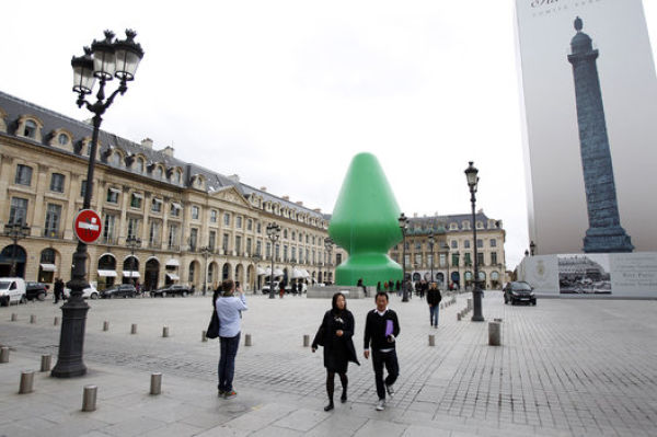 A  Public Parisian Sculpture That Is Causing Pandemonium