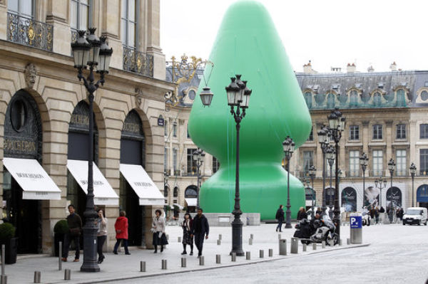 A  Public Parisian Sculpture That Is Causing Pandemonium