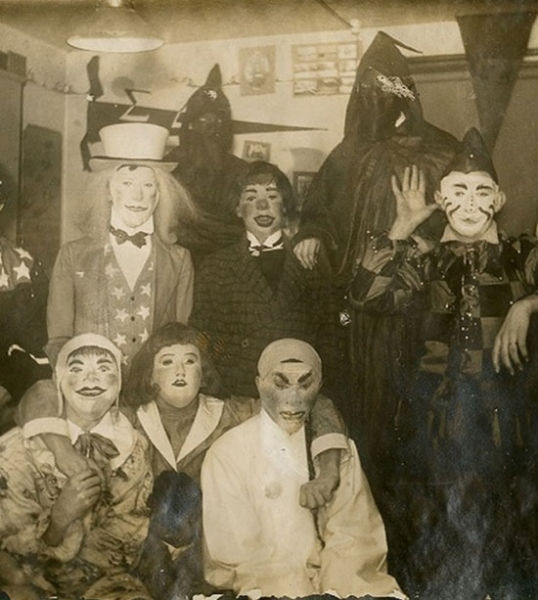 Vintage Halloween Costumes That Will Scare the Pants off of You