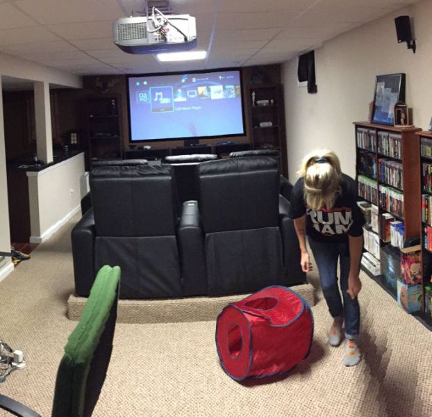 A Couple’s Gaming Room That Totally Kicks Ass (10 pics)