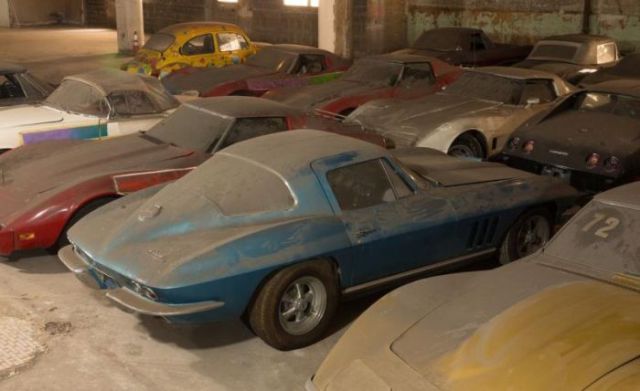 An Old Collection of Neglected Corvettes
