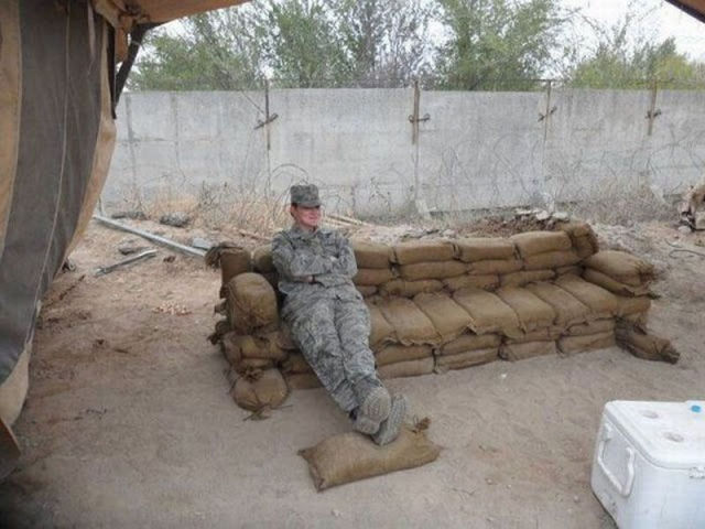 Soldiers Enjoy a Little Downtime