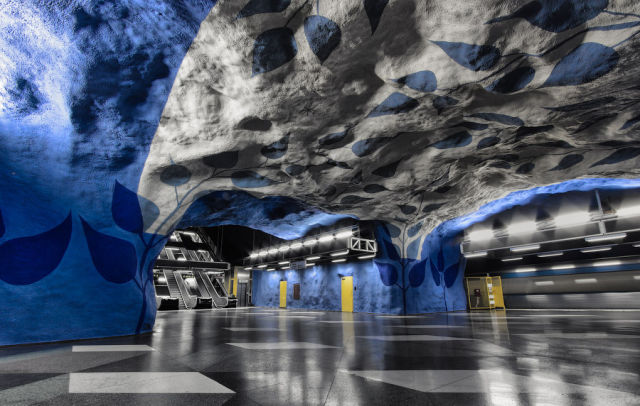 Stunning Metro Stations Worldwide