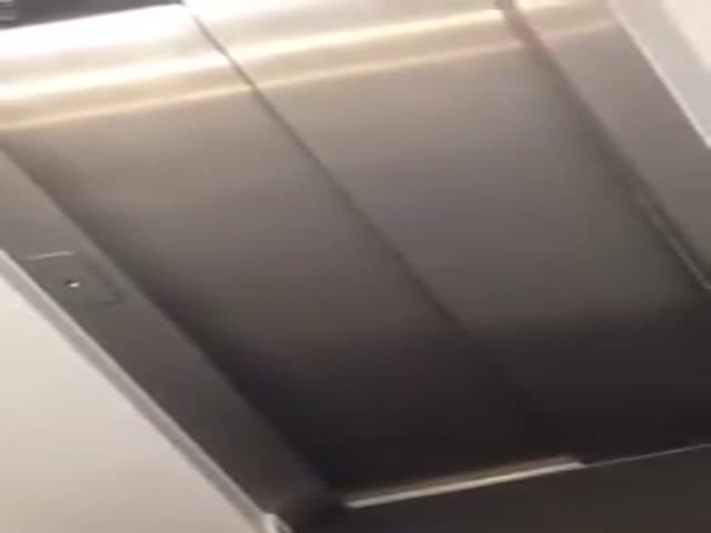 When 9 Drunk Students Get Trapped in an Elevator  (VIDEO)