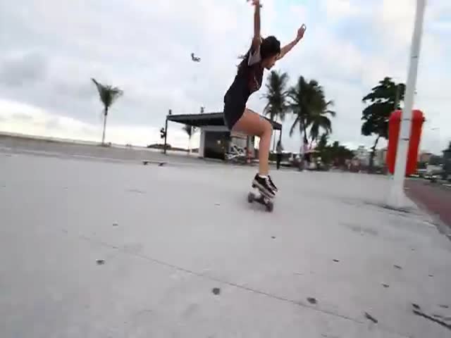 Dancing While Longboarding  (VIDEO)