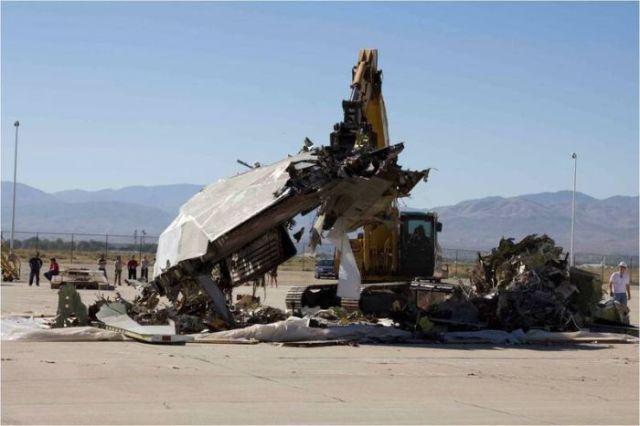 This Is How You Get Rid of an Old Airplane This Is How You Get Rid of an Old Airplane