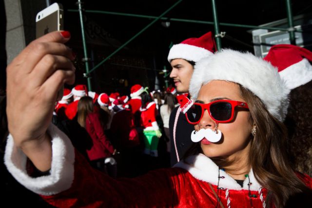 SantaCon Craziness Kicks off Its Drunken Festivities