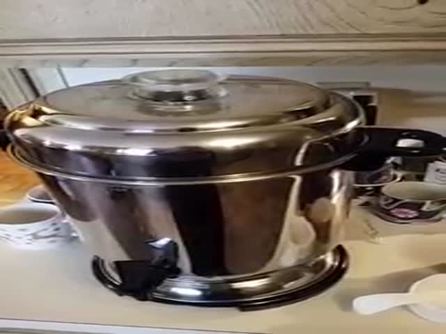 When Your Coffee Percolator Makes Embarrassing Sounds  (VIDEO)