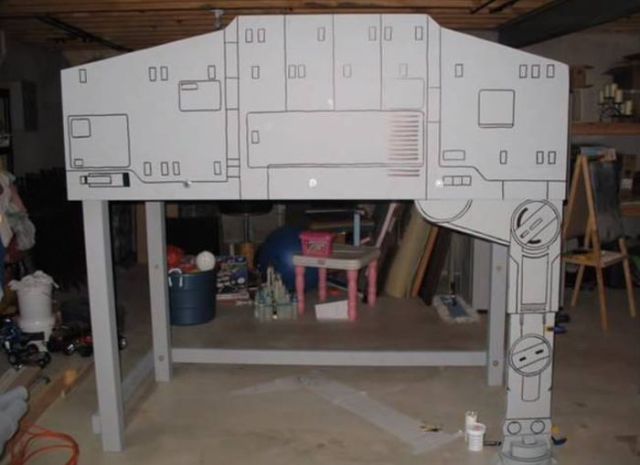 A Cool Star Wars Bed Built by Awesome Parents