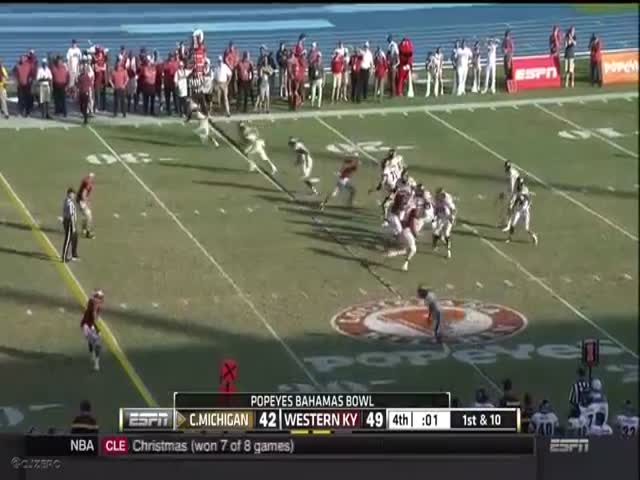 The Bahamas Football Bowl Brings Out Some Amazing Play by Central Michigan University  (VIDEO)
