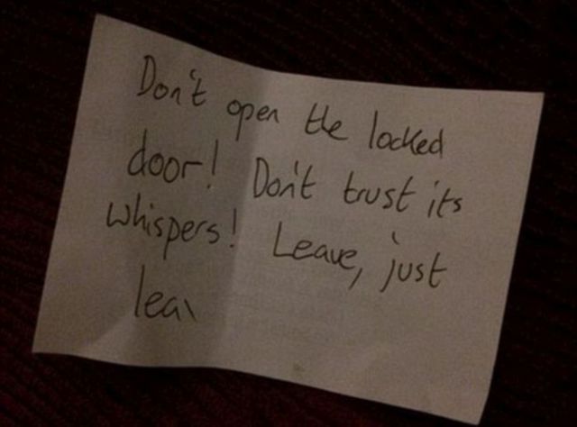Girl Finds Creepy Note in Hotel Room