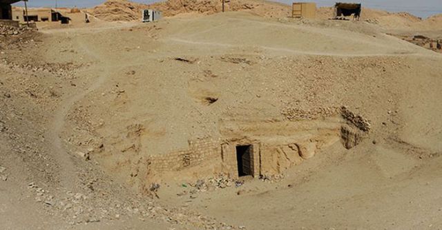 Ancient Egyptian Tomb Revealed