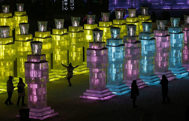 Spectacular Ice Sculptures That Will Blow Your Mind