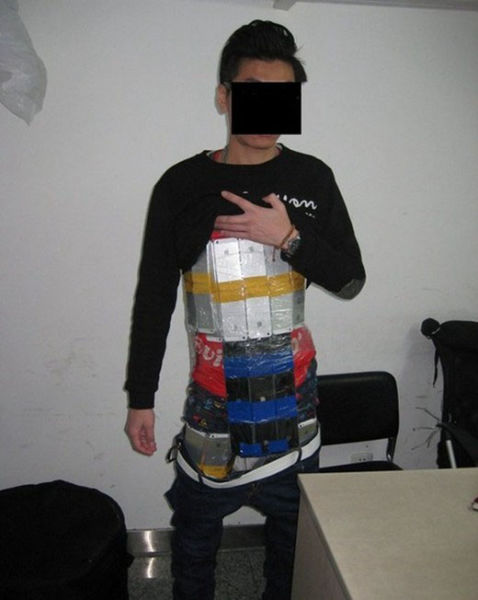 An Interesting Method of Smuggling iPhones