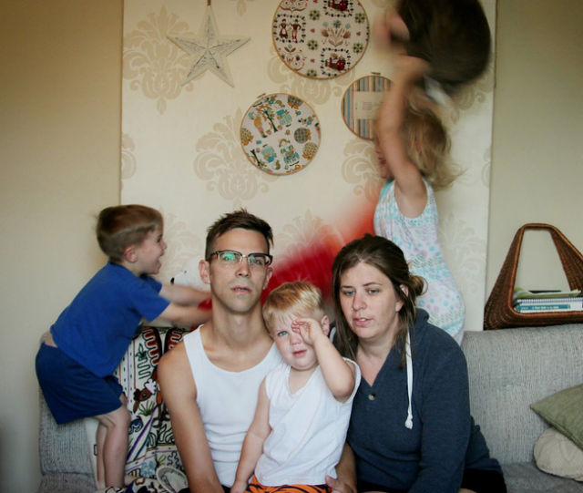 Realistic Family Photos That Give an Honest View on Family Life