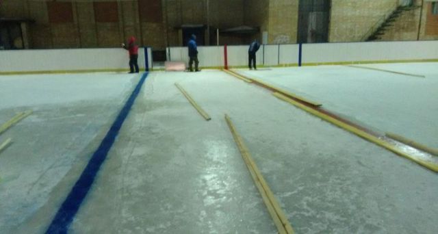 Villagers Build an Awesome Ice Hockey Rink in Russia
