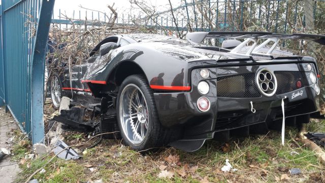 Driver Crashes His Friend’s $1.5 Million Luxury Car into a Fence