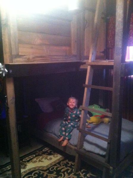 Awesome Dad Builds His Kid a Cool Playroom from Scratch