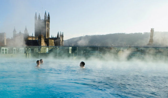 Hot Tubs That Are Little Oases of Heaven