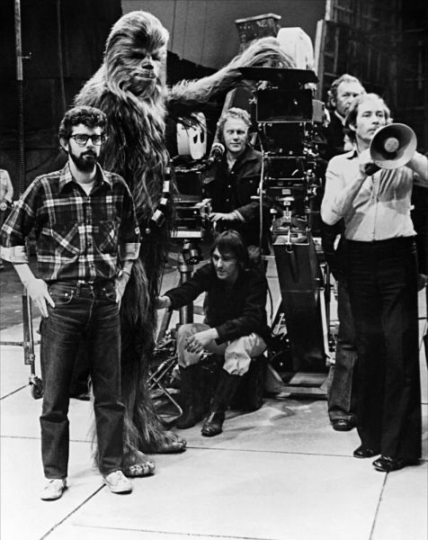 Old Set Photos Taken Behind-the-scenes of the Making of Star Wars