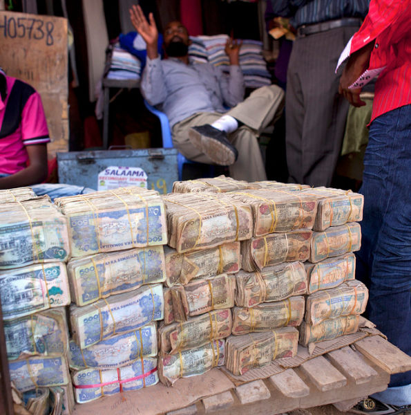 In Somaliland You Can Exchange Your Currency on the Streets