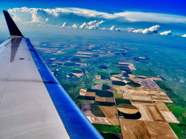 Stunning Photos Taken from the Window Seat in Airplanes