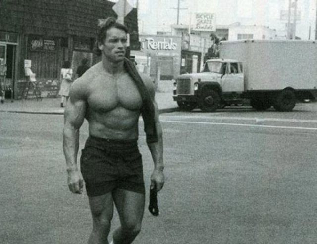 Old Rarely Seen Snaps of Arnold Schwarzenegger