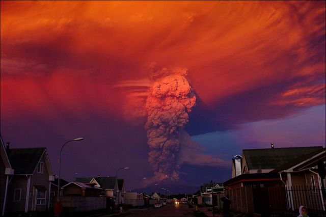 Stunning Pictures of the Volcano Eruption in Chile and Its Aftermath