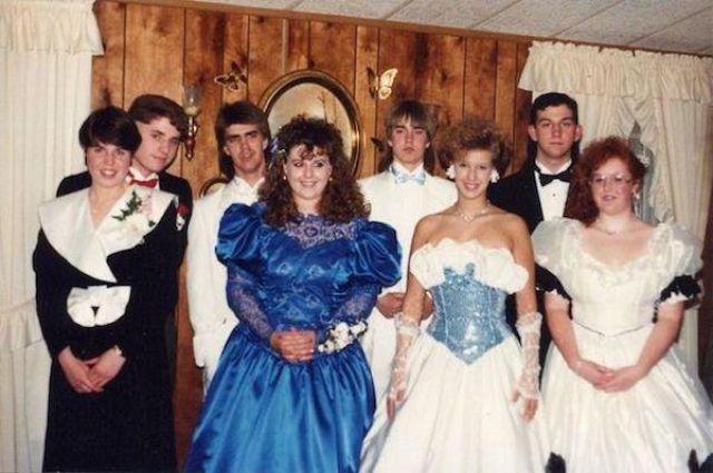 A Throwback to the 80s Proms That Will Make You Glad It’s Not You in the Pics