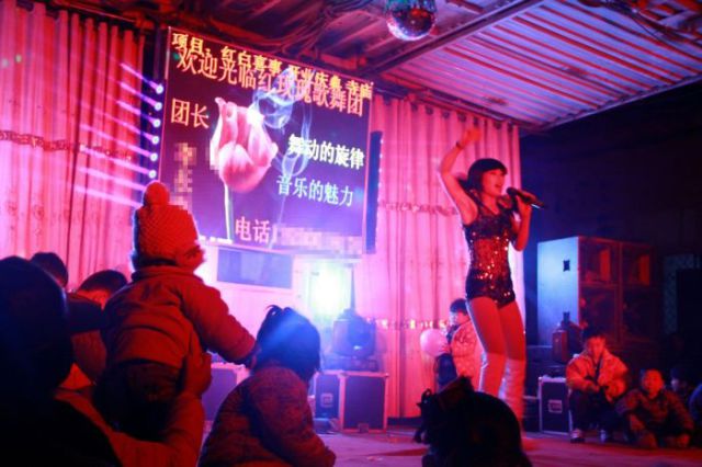 Funeral Strippers Are a Real Thing in China but Authorities Are Having None of It