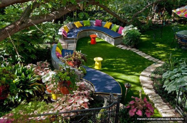 These Awesome Backyard Entertaining Spaces Will Make You Green with Envy