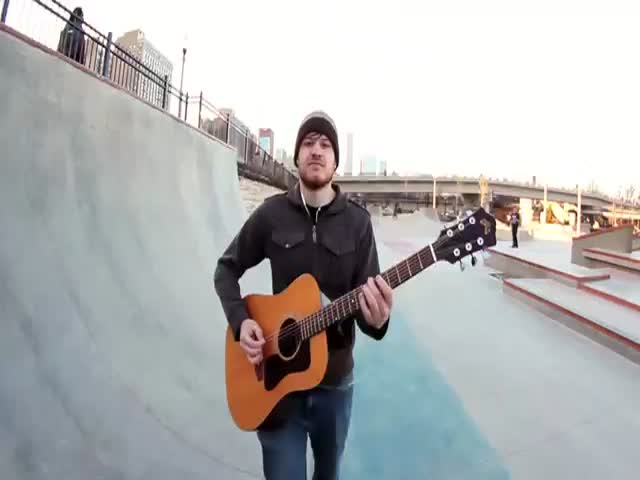 Guy Plays Metallica's 'Enter Sandman' Backwards, Then Reverse the Video  (VIDEO)