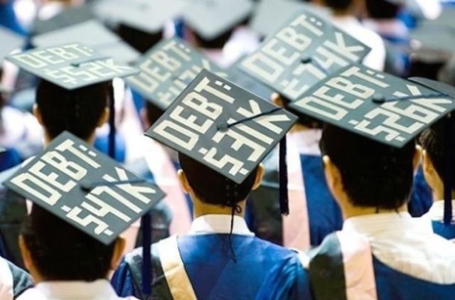 These Creative Graduation Caps Say It Best