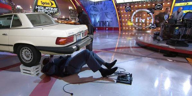 Shaq’s Embarrassing Live TV Stage Dive Is the Funniest New Meme Online