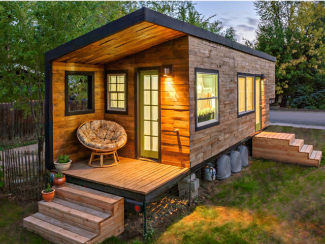 Cute Compact Homes That Maximize Small Spaces