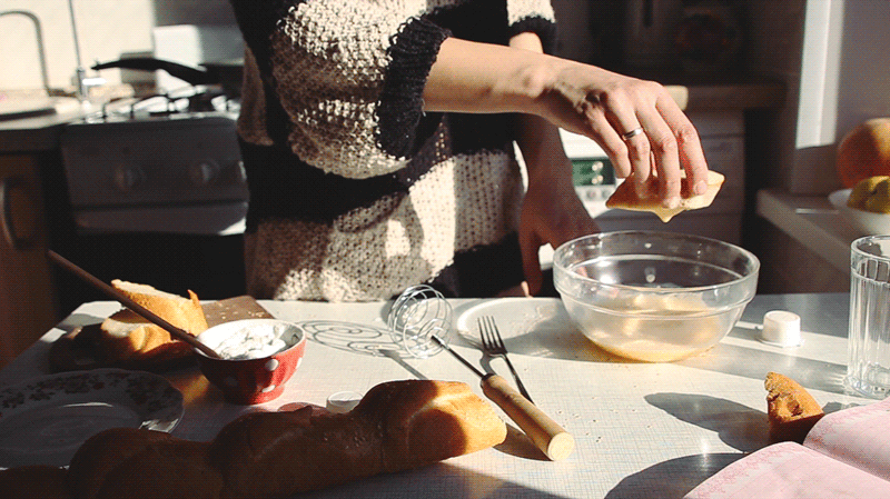Mesmerizing Cinemagraphs of Food Preparation in Action (51 gifs