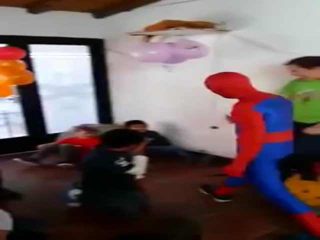 Spiderman Knocks Himself Out at a Kid's Birthday Party 