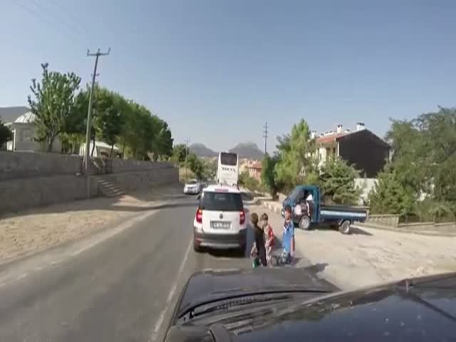 When Kids Cross the Road without Looking...  (VIDEO)