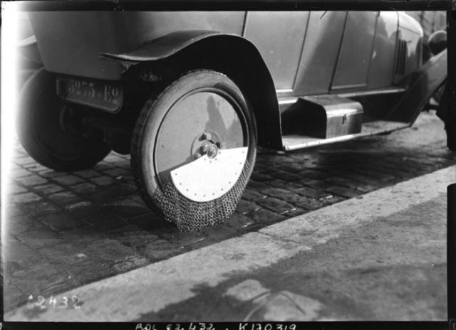 What Mud Flaps Looked Like in the Early 1900s